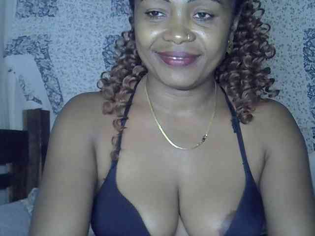 Sexywife1 webcam