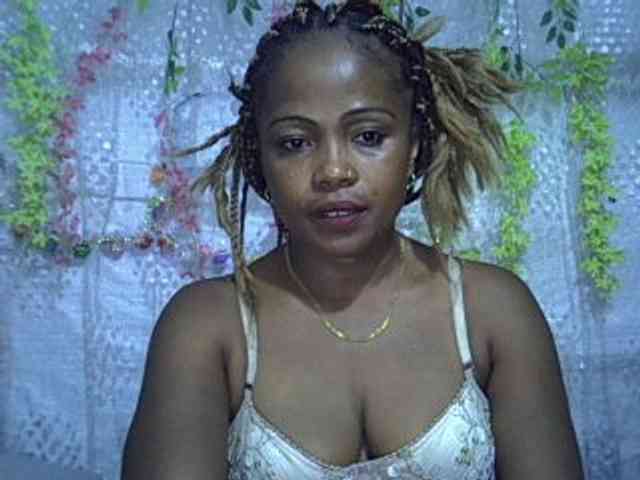 Sexywife1 webcam
