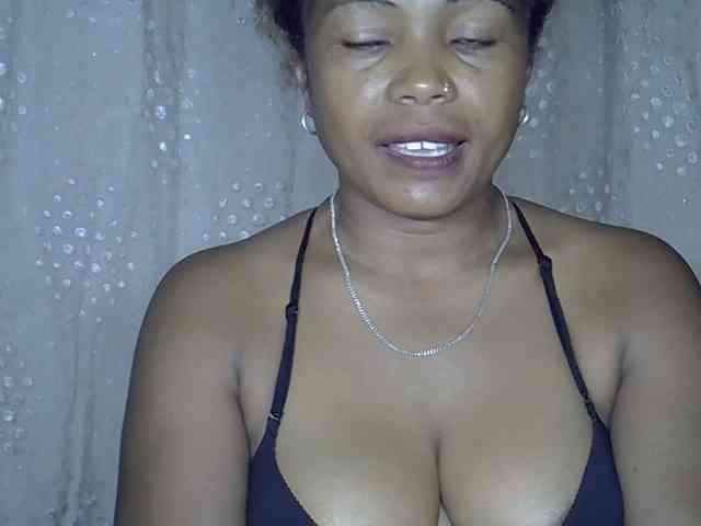 Sexywife1 webcam