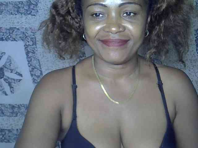 Sexywife1 webcam
