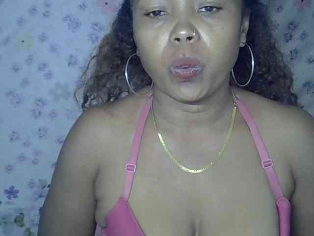 Sexywife1 webcam