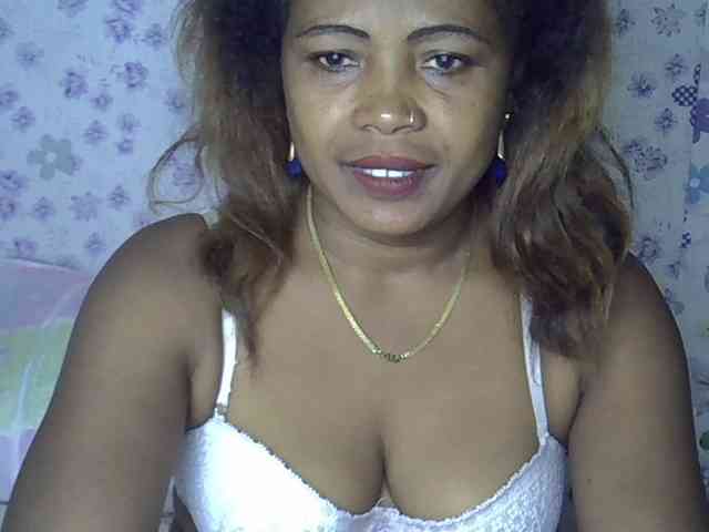 Sexywife1 webcam