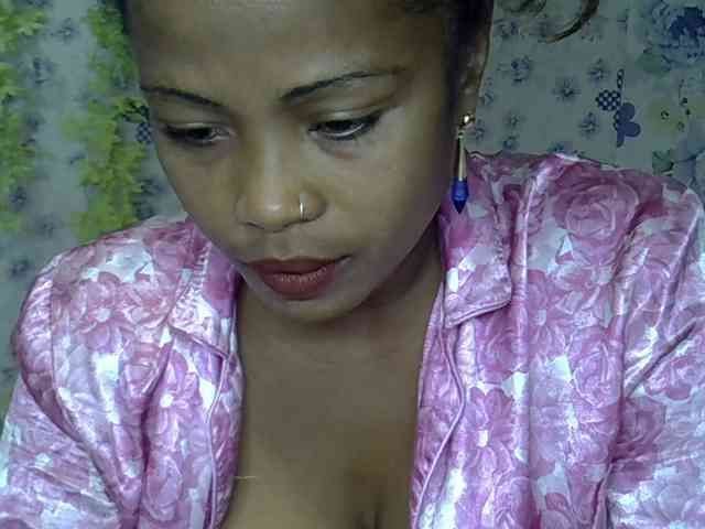 Sexywife1 webcam