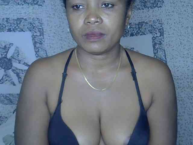 Sexywife1 webcam