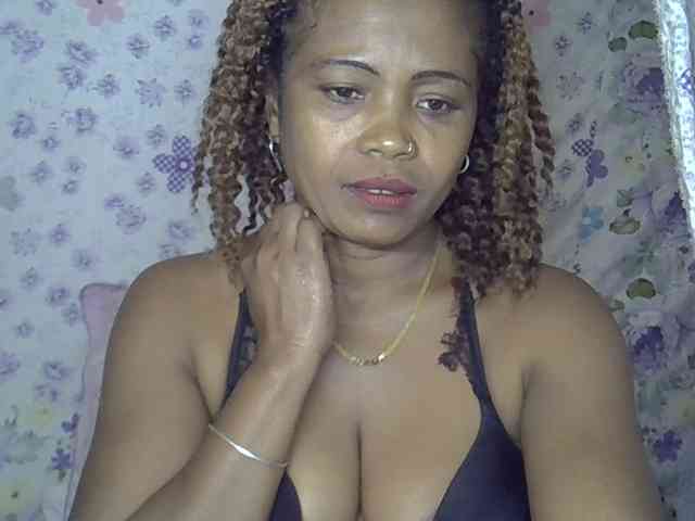 Sexywife1 webcam