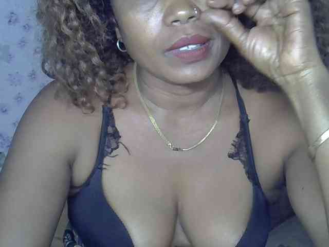 Sexywife1 webcam