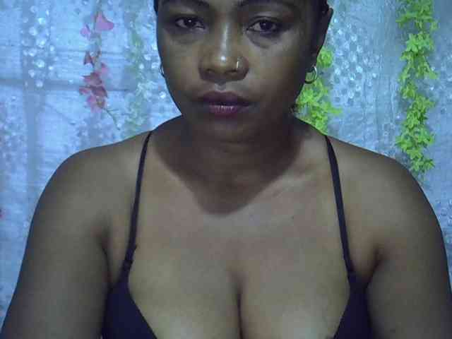 Sexywife1 webcam