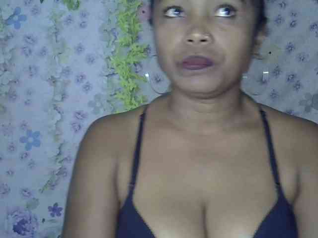 Sexywife1 webcam