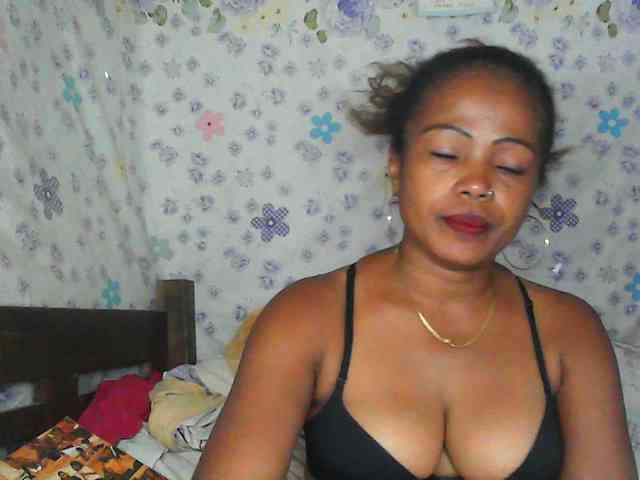 Sexywife1 webcam