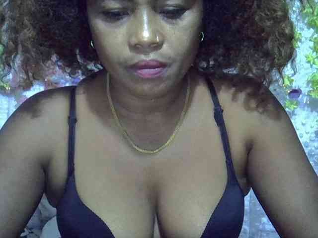 Modèle: Sexywife1
