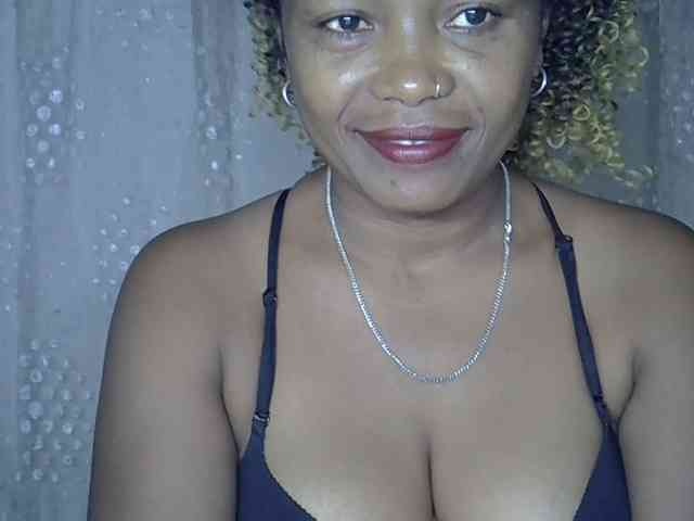Sexywife1 webcam