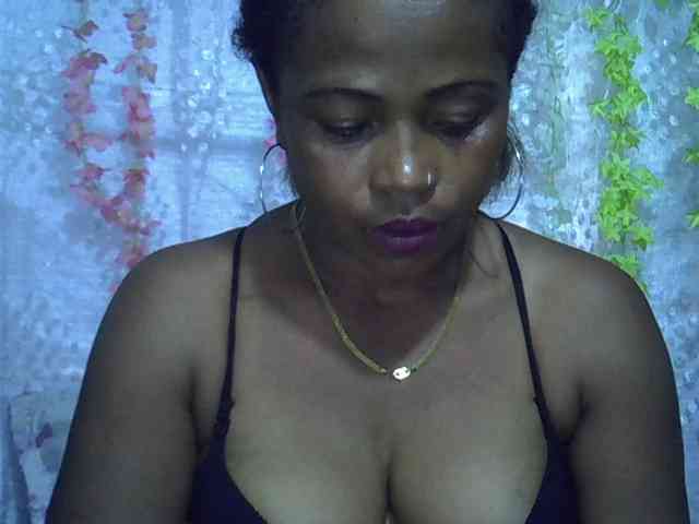 Sexywife1 webcam