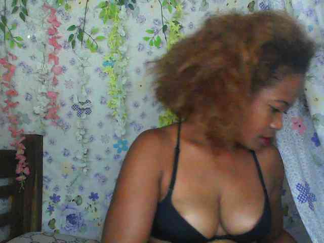 Sexywife1 webcam
