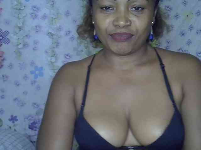 Sexywife1 webcam