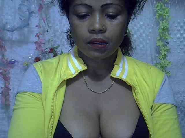 Sexywife1 webcam