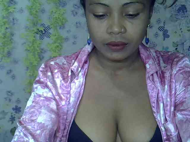 Sexywife1 webcam