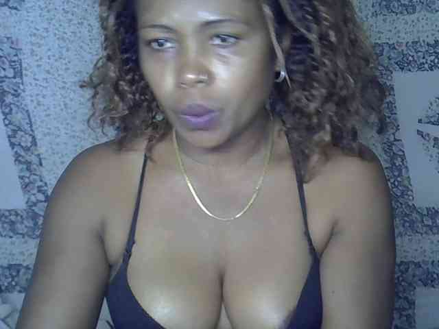 Sexywife1 webcam