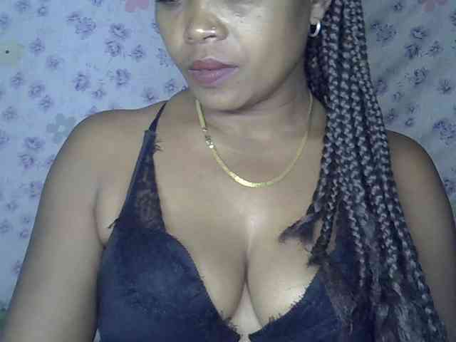 Sexywife1 webcam