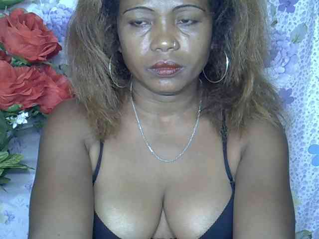 Sexywife1 webcam