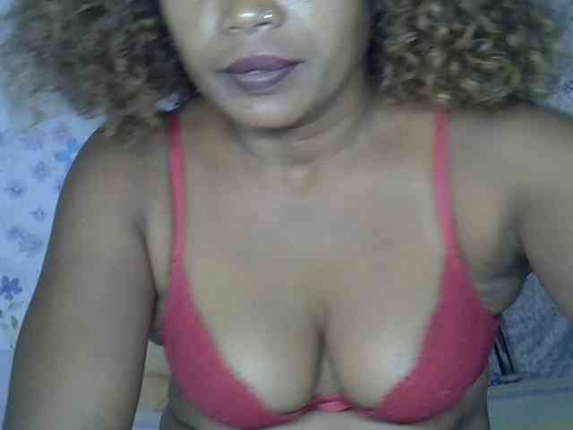 Sexywife1 webcam