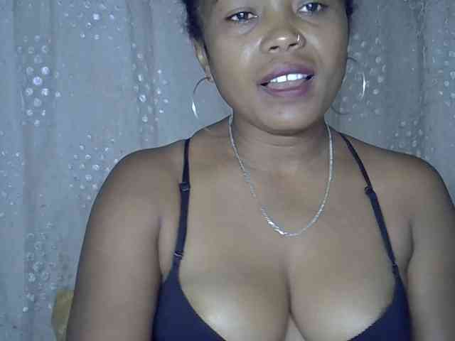 Sexywife1 webcam