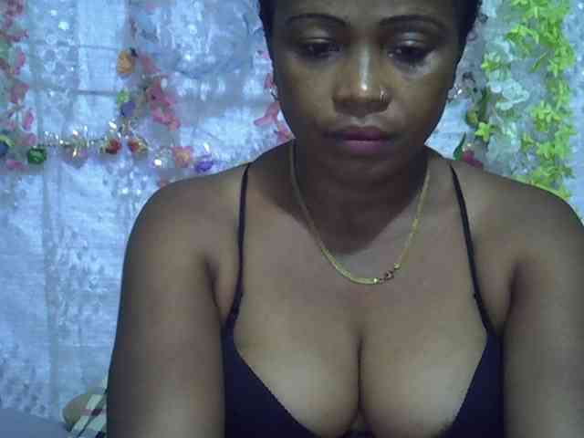 Sexywife1 webcam