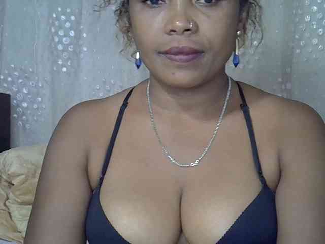 Sexywife1 webcam