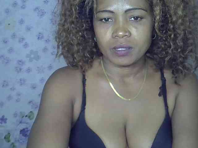 Sexywife1 webcam