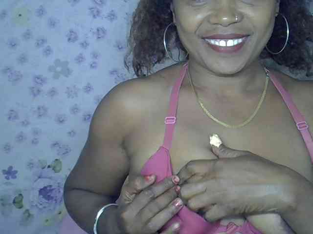 Sexywife1 webcam