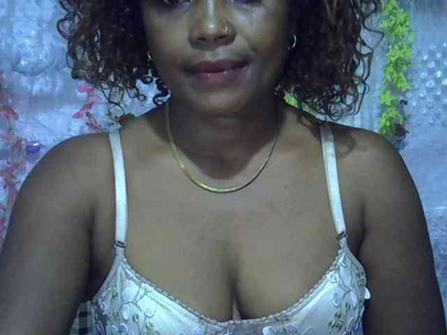 Sexywife1 webcam