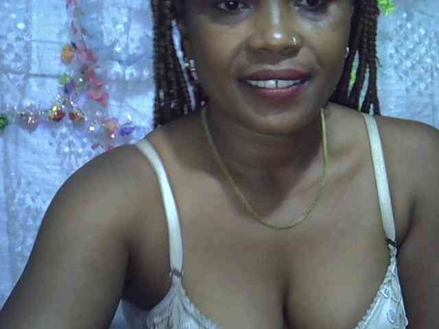 Sexywife1 webcam