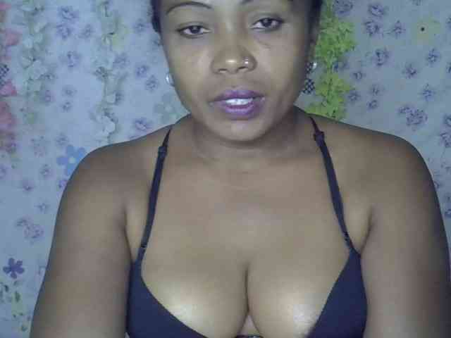 Sexywife1 webcam