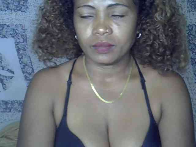 Sexywife1 webcam