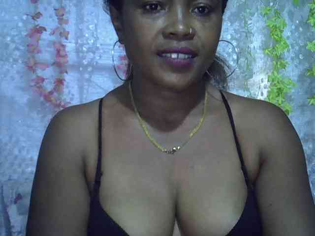 Sexywife1 webcam