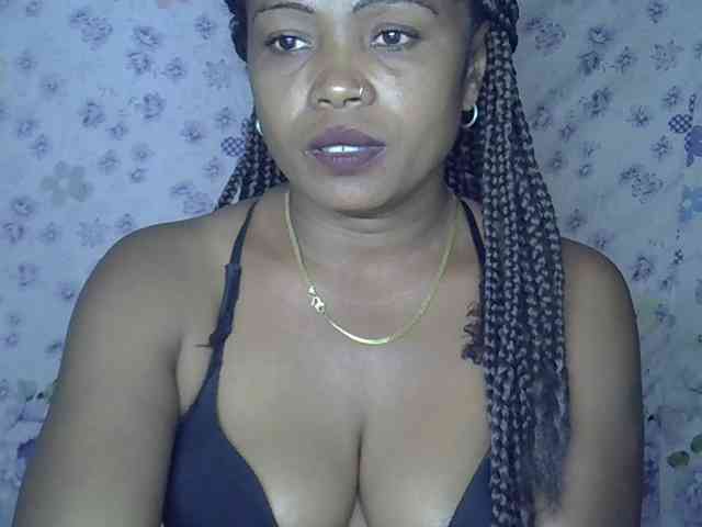 Sexywife1 webcam