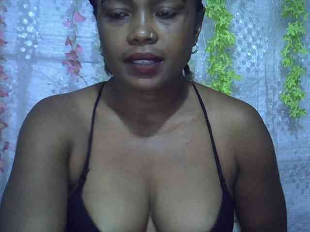 Sexywife1 webcam
