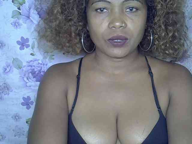 Sexywife1 webcam