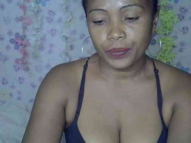 Sexywife1 webcam