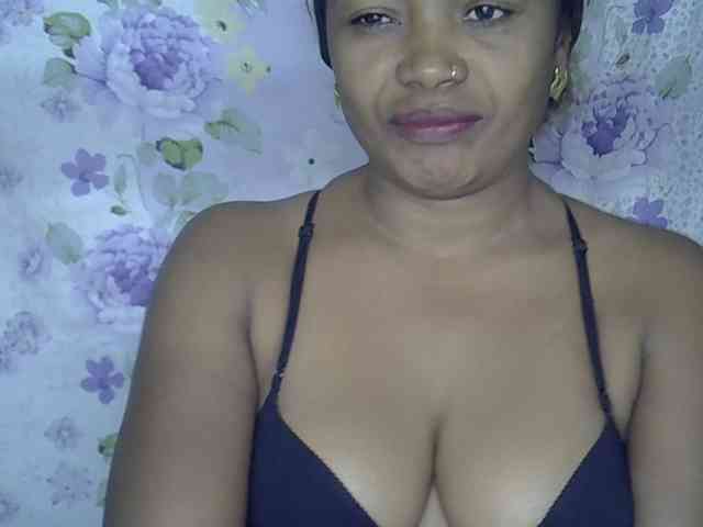Sexywife1 webcam