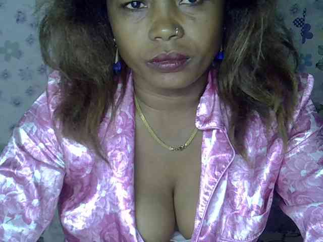 Sexywife1 webcam