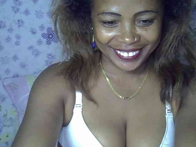 Sexywife1 webcam