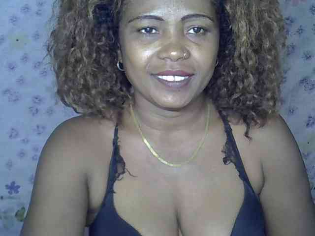 Sexywife1 webcam