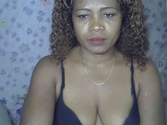 Sexywife1 webcam