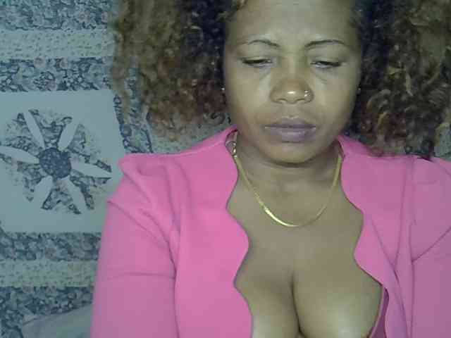 Sexywife1 webcam