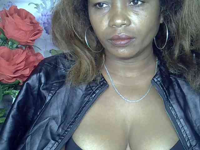 Sexywife1 webcam