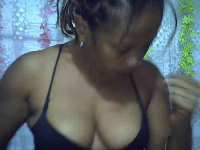 Sexywife1 webcam