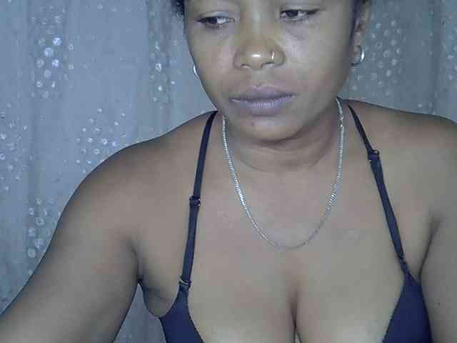 Sexywife1 webcam