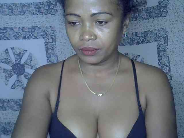 Sexywife1 webcam