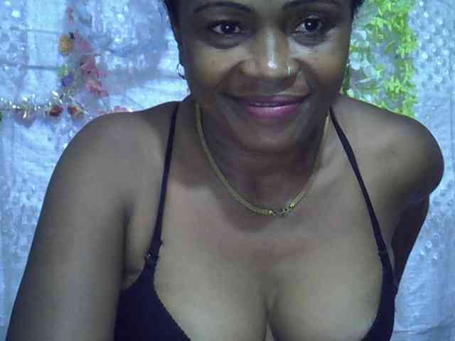 Sexywife1 webcam