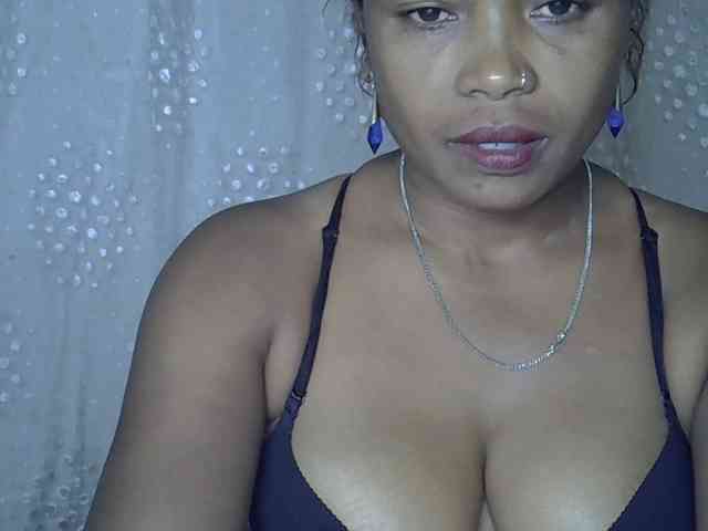 Sexywife1 webcam